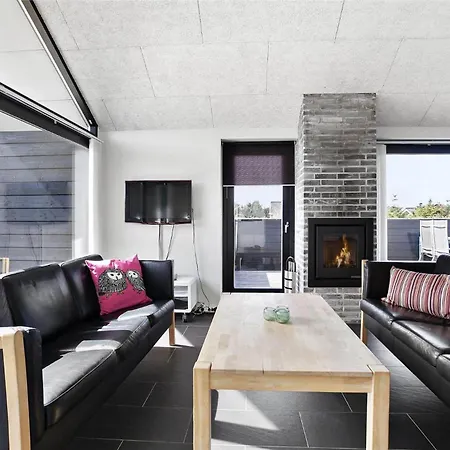 Holiday home Bl400-blokhus-sdr-strandvej-9-b *